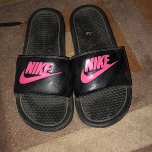 Nike slides